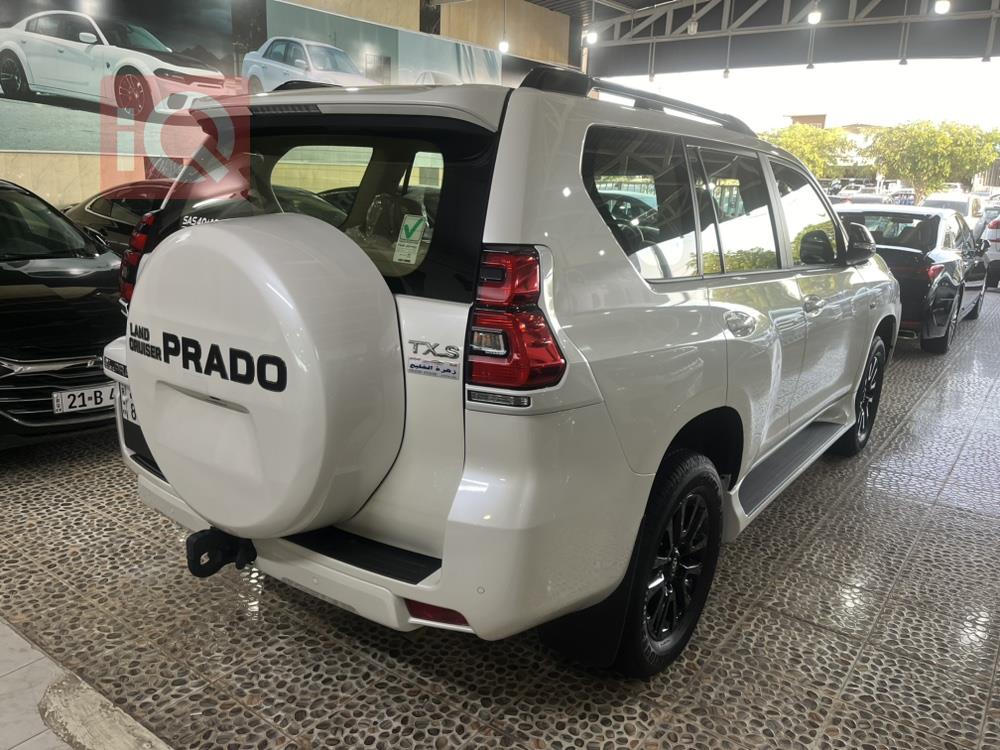 تۆیۆتا لاندكروزر پرادۆ